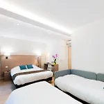 Logis Restaurant Le Cours Saint-Gilles (Gard)
