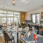 Logis Restaurant Le Cours 3*