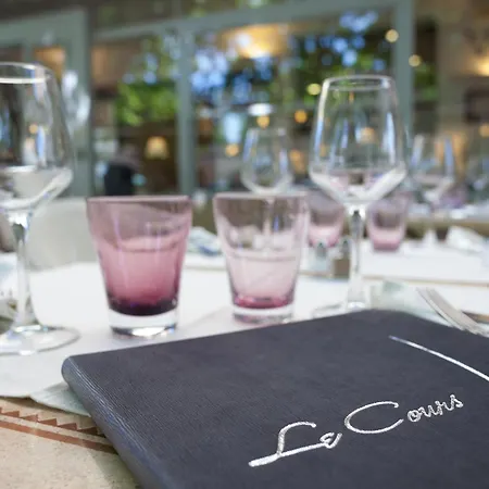 Ξενοδοχείο Logis Restaurant Le Cours 3*