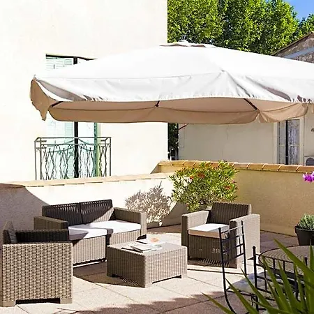 Logis Restaurant Le Cours 3*