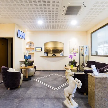 Logis Restaurant Le Cours