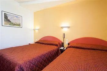 Hotel Logis Restaurant Le Cours