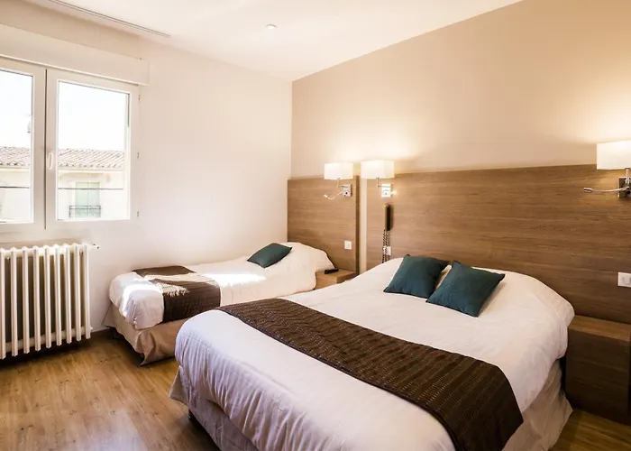 Logis Restaurant Le Cours Hotel